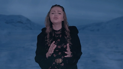 Cristina Buia Music Cover Video